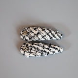 RE Hair Pin White Black Tweed