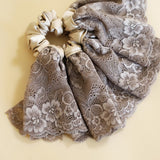 Big Frills Scrunchie Brown Beige
