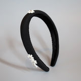 Slender Headband White Flower Studs