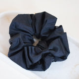 Swish Ribbon Scrunchie Black-Black