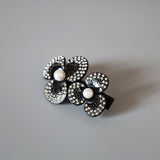 Black Pearl Flower Barrette