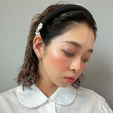 Slender Headband White Flower Studs
